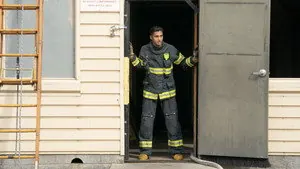 911 служба спасения 6 сезон 14 серия — кадр